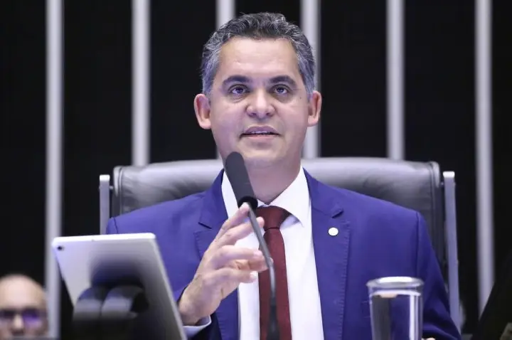 Comissão aprova regras sobre parcerias público-comunitárias para gerir riscos de desastres