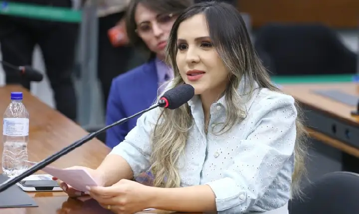 Comissão aprova troca do termo “síndrome de Down” por “Trissomia do Cromossomo 21” em documentos e leis