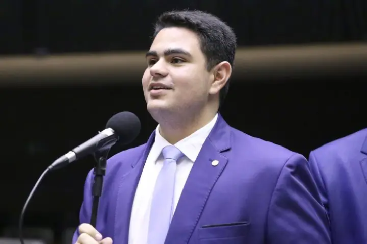 Comissão aprova valorização de guias e agentes de turismo na política nacional do setor