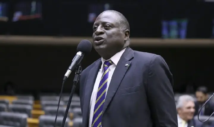 Comissão debate fundo de reparação econômica e promoção da igualdade racial