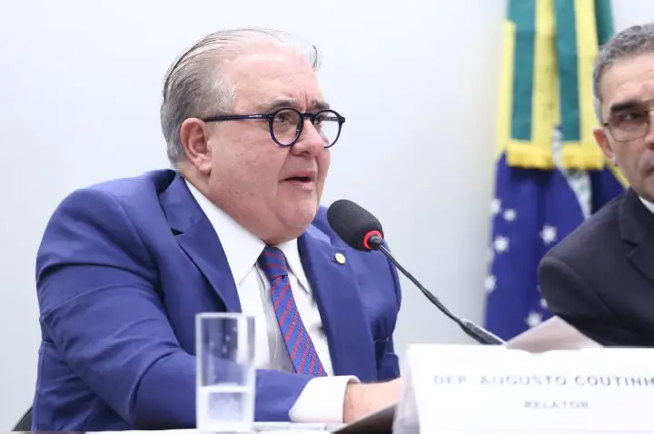 Comissão debate regulamentação do trabalho por aplicativo