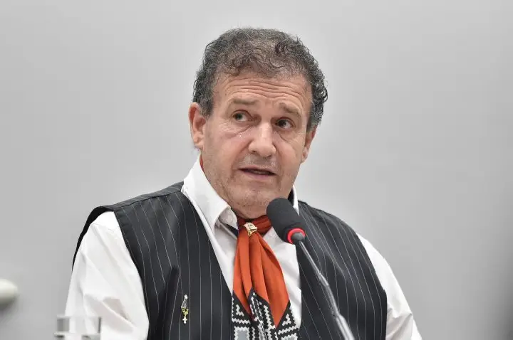 Comissão defende investimentos em prevenção para evitar novas enchentes do RS