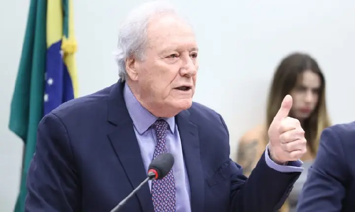 Comissão especial debate PEC da Segurança Pública com o ministro da Justiça