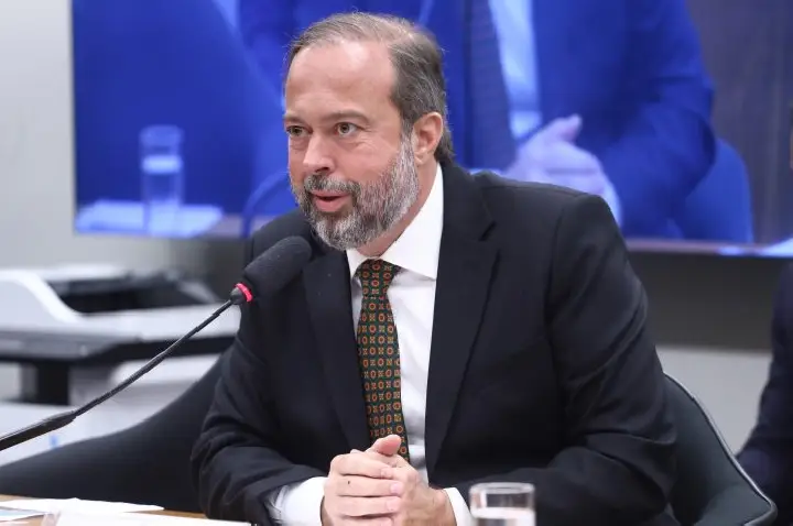 Comissão ouve ministro de Minas e Energia na próxima quarta-feira