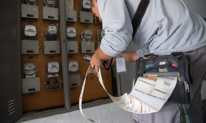 Comissão vota na terça MP que limita custos da energia ao consumidor