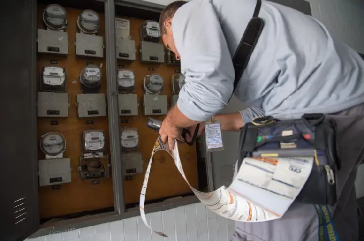 Comissão vota na terça MP que limita custos da energia ao consumidor