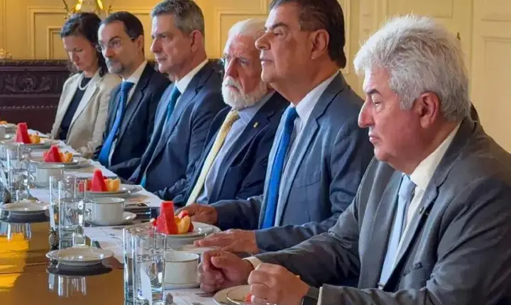Comitiva de senadores aos EUA já custou R$ 500 mil aos cofres públicos