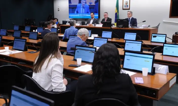 Conselho de Ética arquiva representação contra o deputado José Medeiros