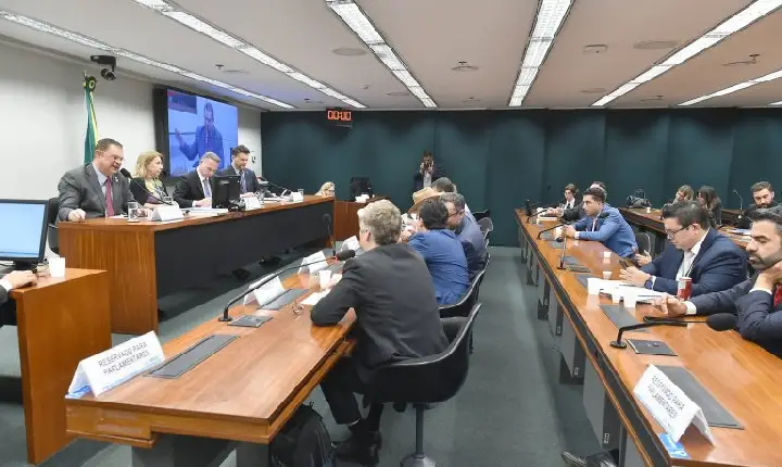 Conselho de Ética retoma depoimentos de testemunhas sobre ocupação do Plenário