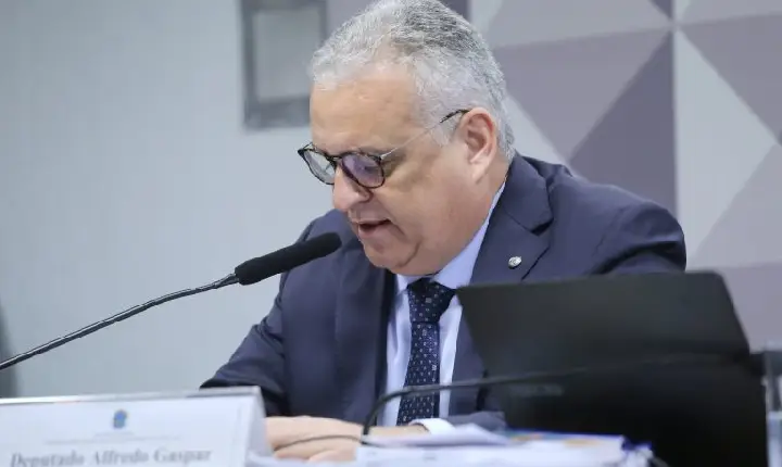 CPMI do INSS deve acabar nesta noite, com ou sem aprovação do relatório