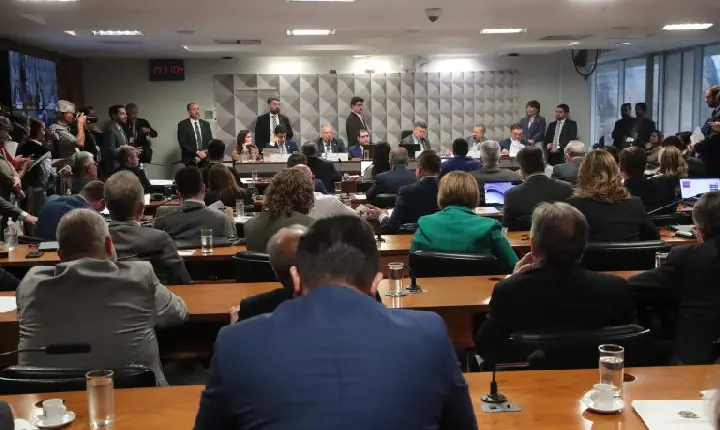 CPMI do INSS ouve ex-dirigente de associação investigada e ex-integrante do Conselho de Previdência Social