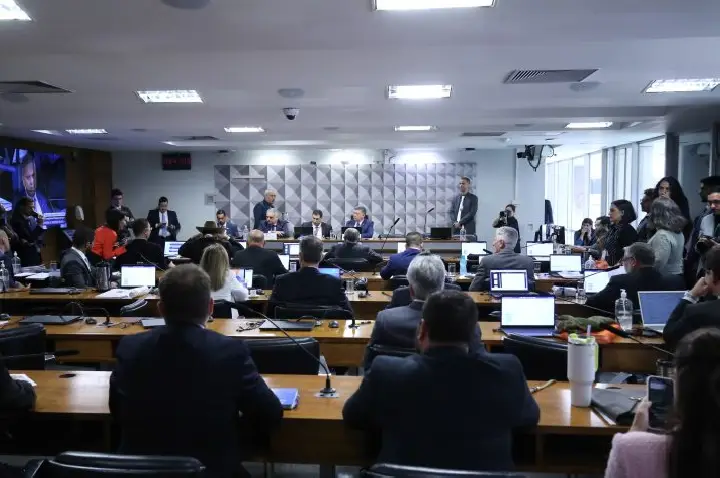 CPMI ouve nesta segunda-feira ex-diretor de Governança do INSS Alexandre Guimarães