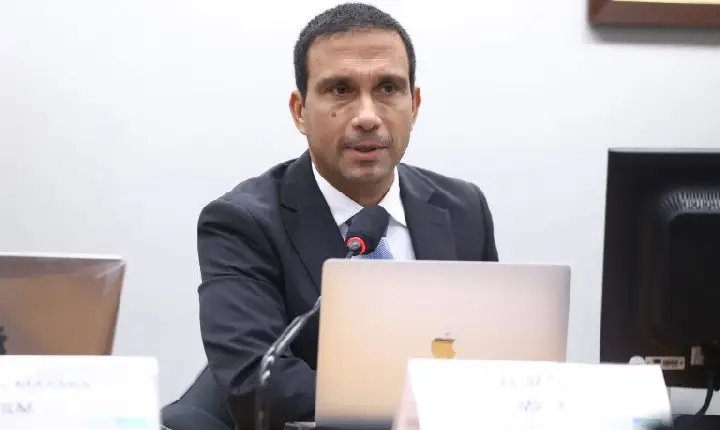 Debate na Câmara defende concessão de hidrovias na região Norte, mas com controle social