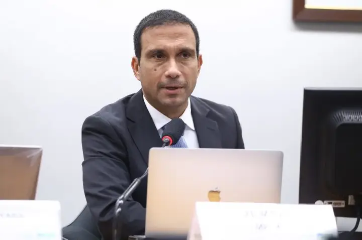 Debate na Câmara defende concessão de hidrovias na região Norte, mas com controle social