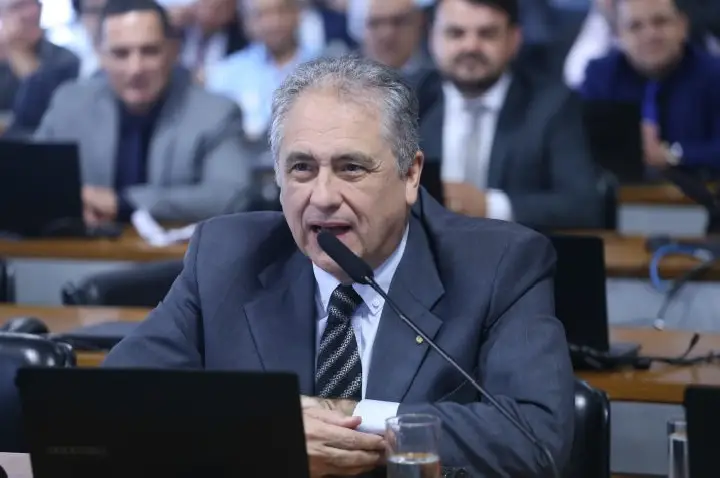 Debatedores apontam cenário crítico para continuação das atividades das usinas Angra 1 e 2