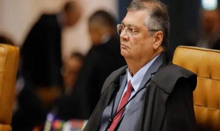 Decisão de outro país só vale no Brasil se STF validar, diz Dino