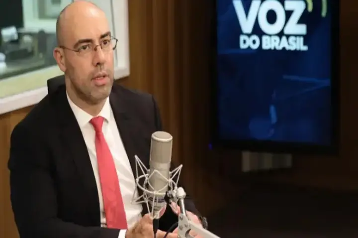 Delegado que chefiava segurança do DF no 8/1 é suspenso pela PF