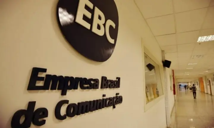 EBC aumenta salário de Cissa Guimarães para R$ 100 mil