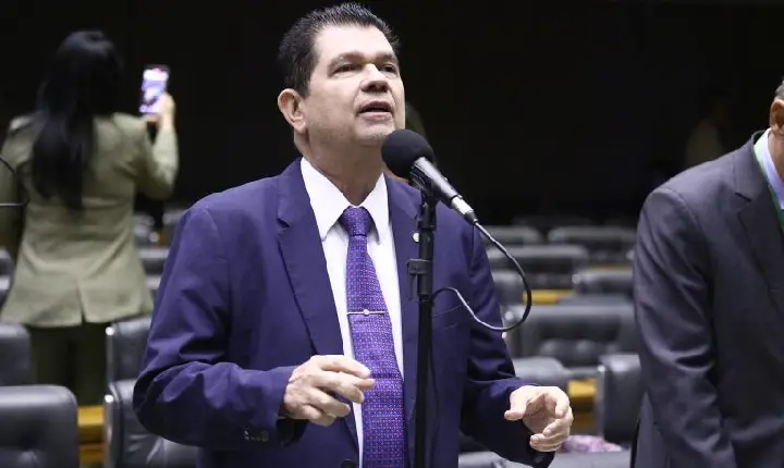 Entra em vigor lei que amplia até dezembro o prazo para uso de recursos da saúde