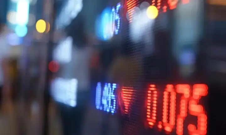 Estrangeiros retiram R$ 3,5 bi da Bolsa de Valores em julho