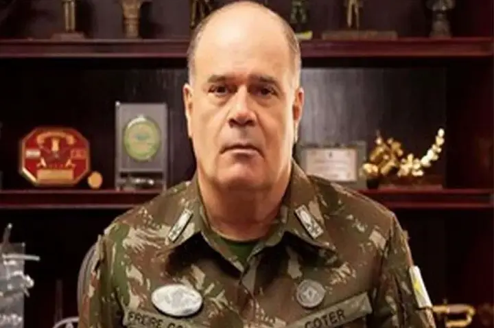 Freire Gomes diz que não houve orientação para movimentar tropas a fim de dar ‘golpe’
