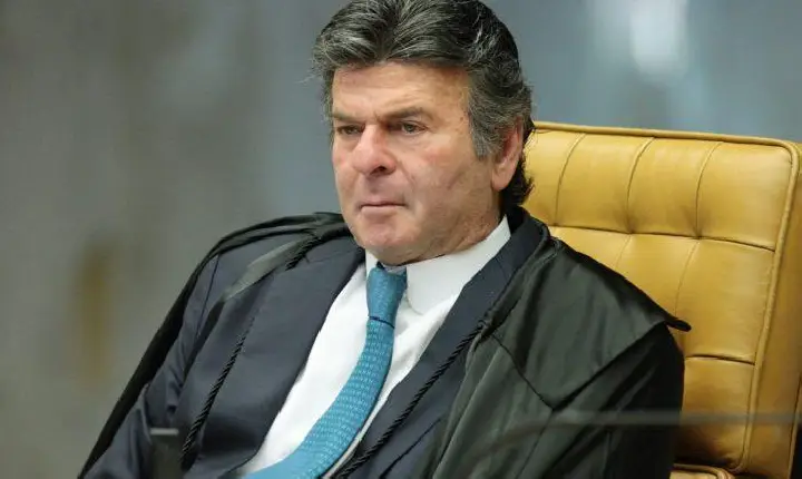 Fux não pedirá vista, mas divergirá de Moraes sobre Bolsonaro, dizem fontes