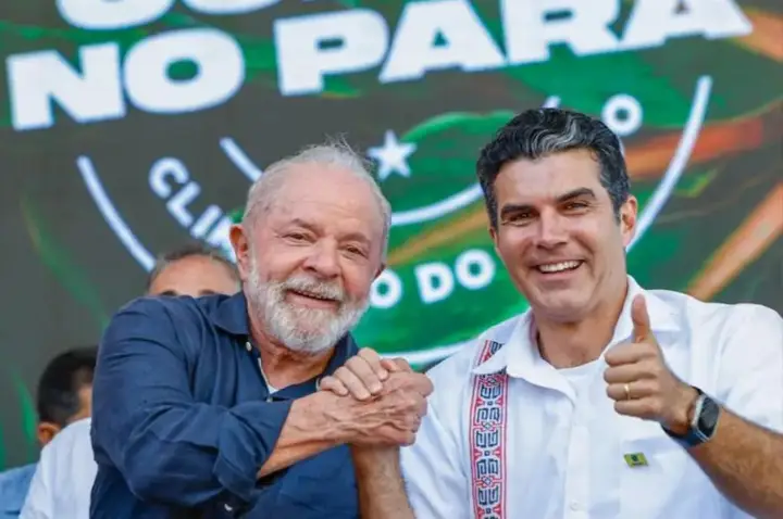 Governo Lula compra galões de água 611% acima do preço