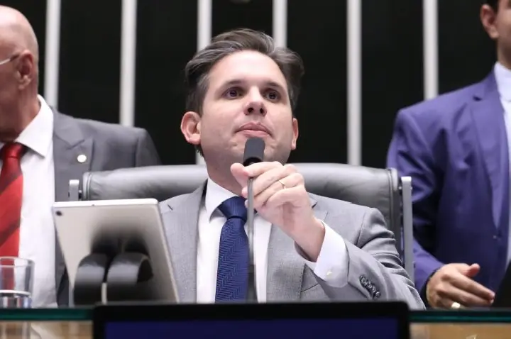 Hugo Motta: aprovação de PEC da Segurança Pública foi resultado de diálogo e equilíbrio