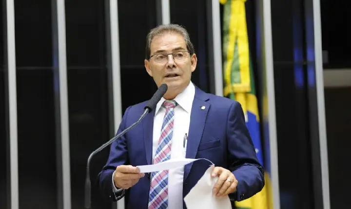 Hugo Motta confirma Paulinho da Força como relator do projeto da anistia