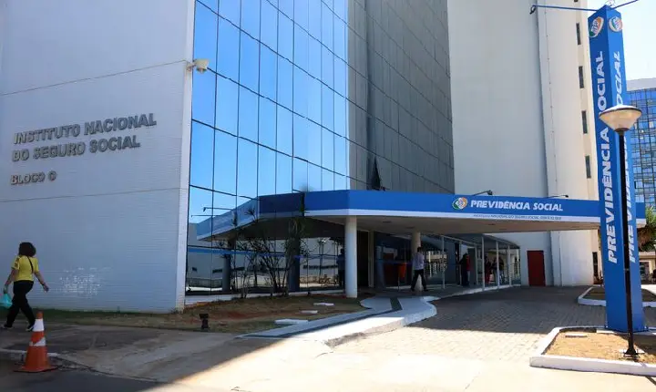 INSS prepara plano para ressarcir aposentados vítimas de fraude