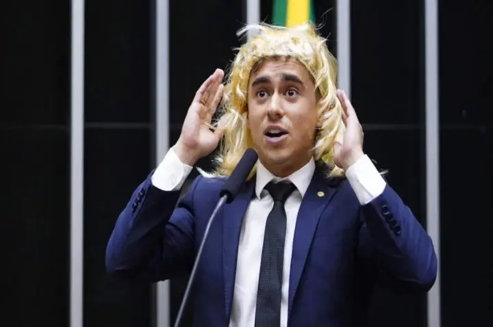 Justiça condena Nikolas Ferreira por dar sua opinião em plena tribuna