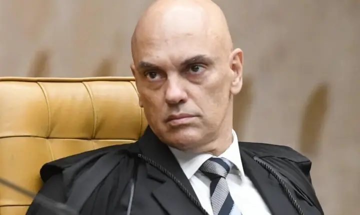 Justiça dos EUA expede nova citação contra o agora réu na justiã americana Alexandre de Moraes após pedido da Trump Media e Rumble