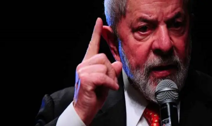 Lula diz que Trump fala “bobagens” e o associa ao anarquismo