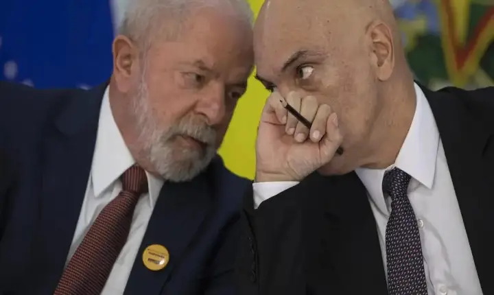 Lula orienta Itamaraty a reagir com firmeza à declaração de Trump a Moraes