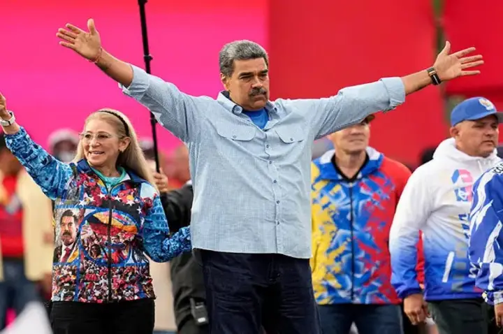 Maduro anuncia prisão de mais de 50 “mercenários” antes de eleições