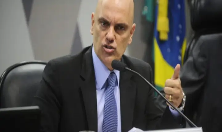 Moraes manda investigar juiz que soltou réu do 8/1