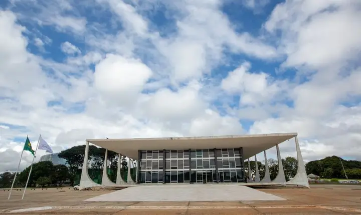 Moraes vota por Zambelli pegar 10 anos de prisão por invasão ao CNJ