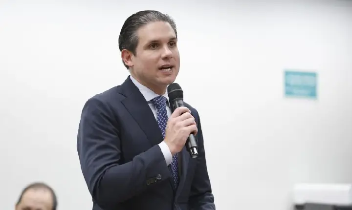 Motta anuncia votação do regime de urgência para projeto que cria bancada cristã