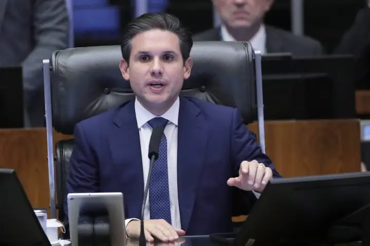 Motta diz que aprovação de projeto antifacção é resposta dura contra o crime organizado