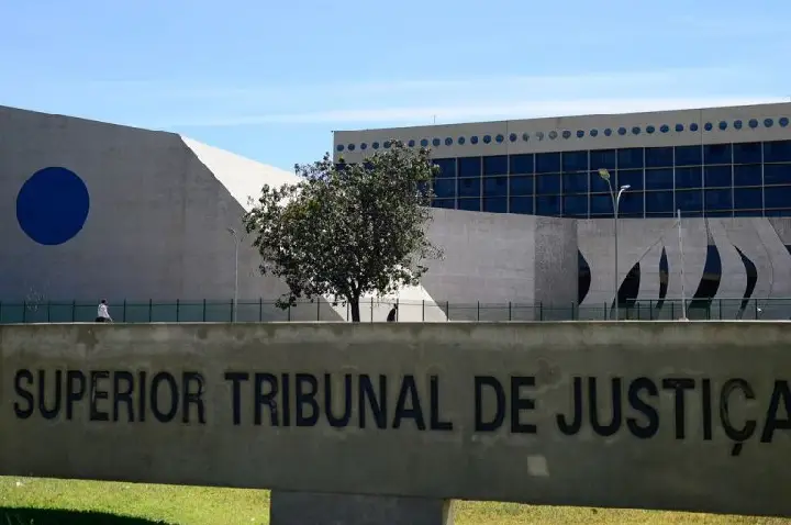 Nova lei cria 330 funções comissionadas para o Superior Tribunal de Justiça