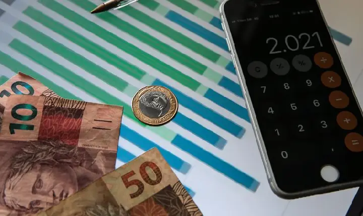 Nova tabela do IR entra em vigor; veja o que muda