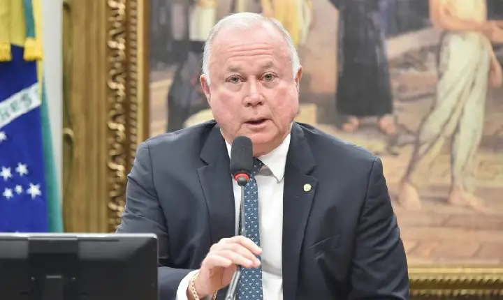Paulo Azi é designado relator, na CCJ, da proposta que prevê fim da escala 6x1