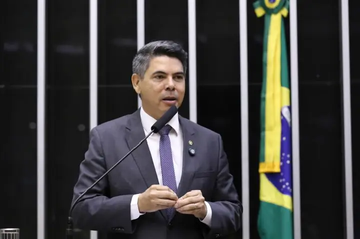 Projeto aumenta as penas para a reincidência nos crimes de roubo e extorsão