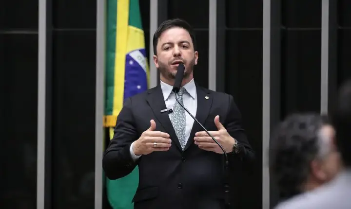 Projeto aumenta pena para maus-tratos a animais em canis e gatis clandestinos