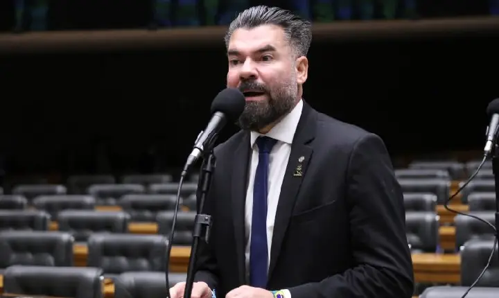 Projeto autoriza porte de arma para fiscais do Procon em todo o país