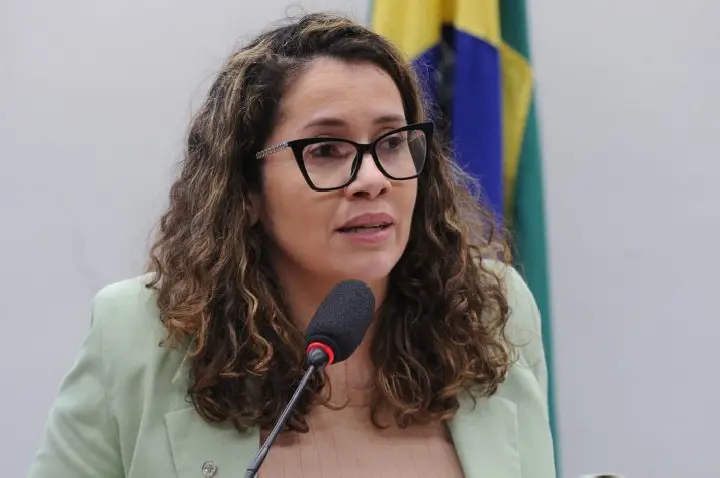 Projeto cria política nacional de atendimento a pessoas com síndrome de Dravet