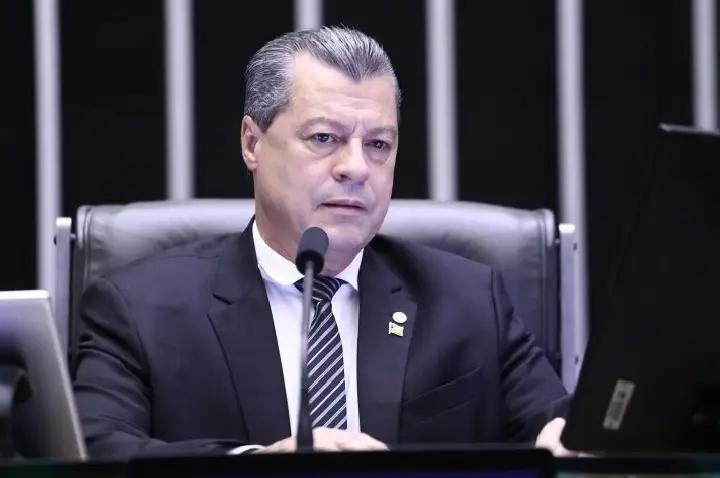 Projeto cria programa nacional para ampliar acesso à psicoterapia para pessoas vulneráveis