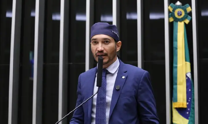 Projeto garante adicional de insalubridade e periculosidade a professores