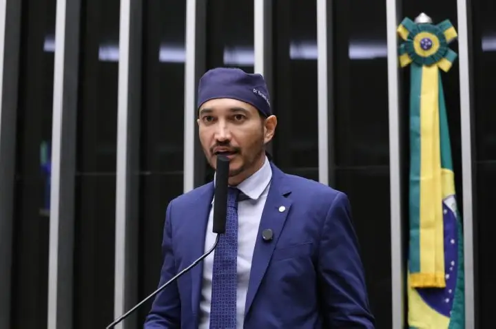 Projeto garante adicional de insalubridade e periculosidade a professores