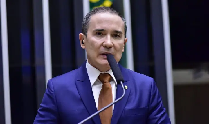 Projeto tipifica crime de sabotagem em redes de telecomunicações